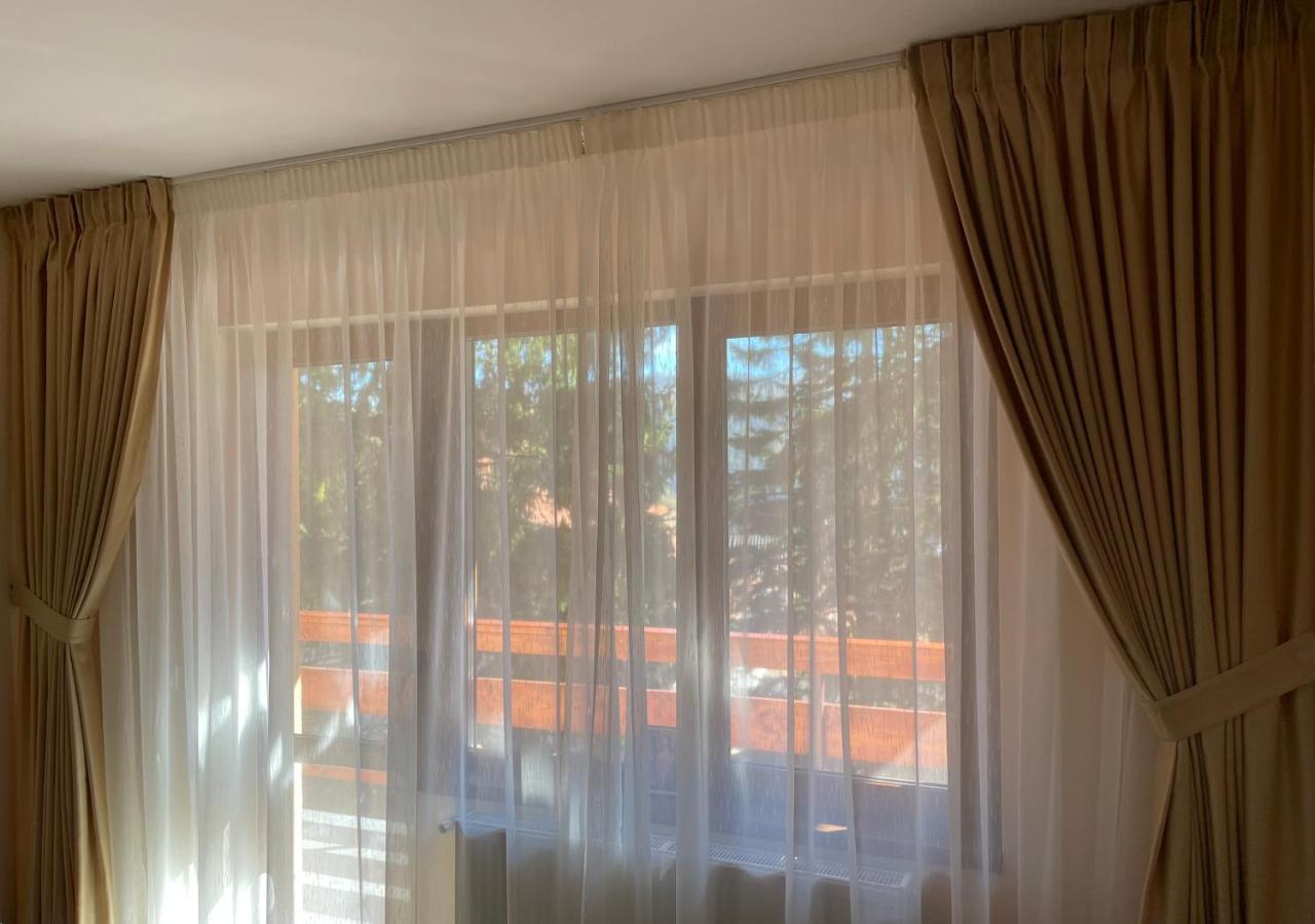 Apartament Lexannona Буштени Экстерьер фото